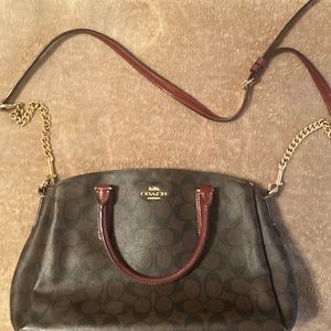 Coach tote. Dark brown and burgundy color.